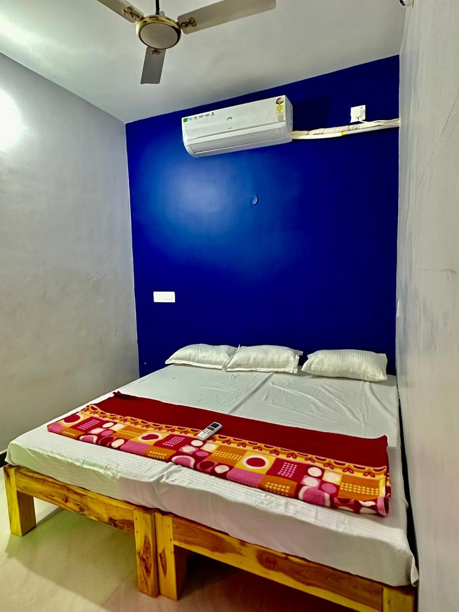 Arunachala Sashwin Guest House Tiruvannāmalai Exteriör bild